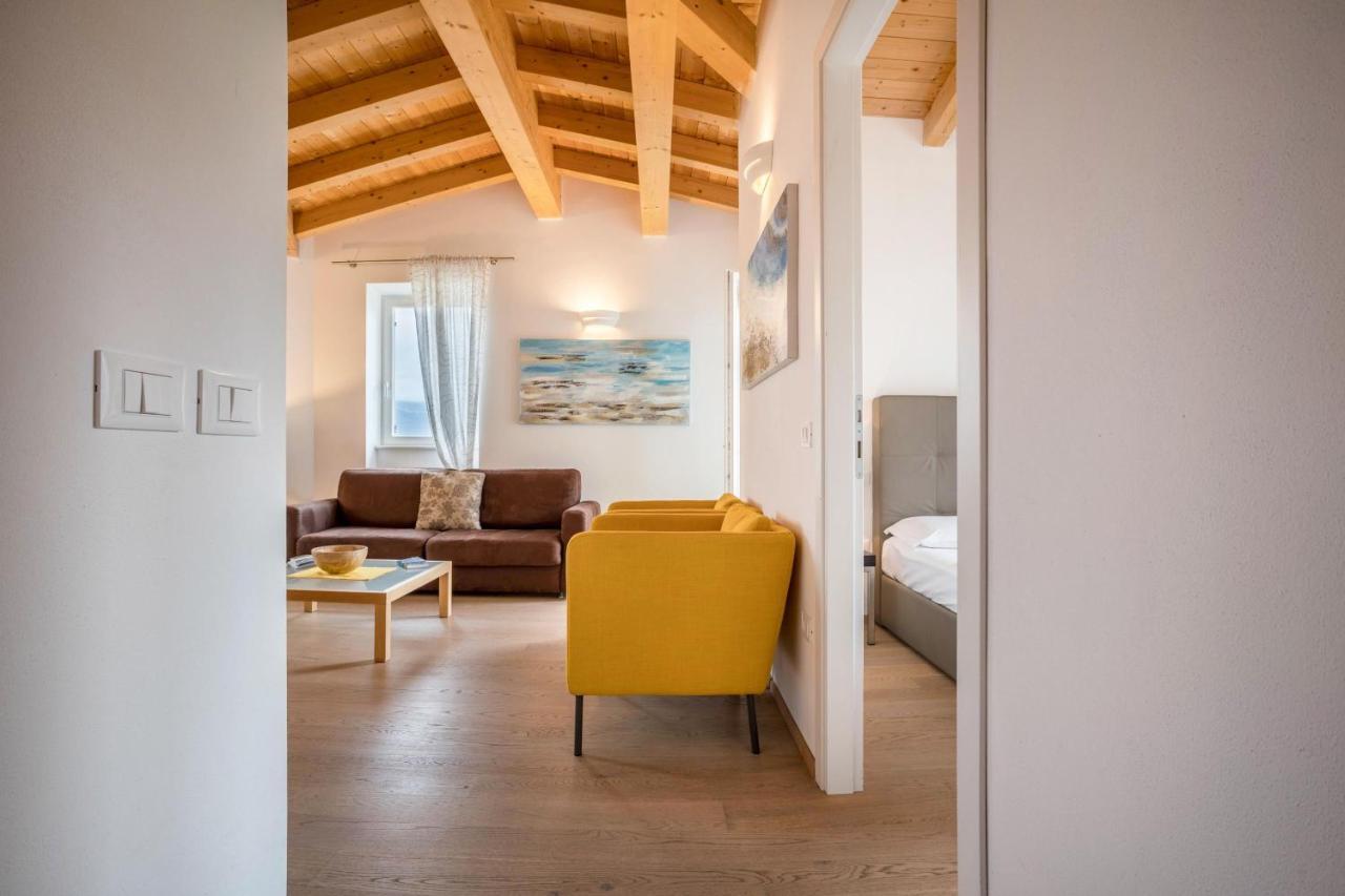 Residence La Villa Cuore Tignale Exterior photo